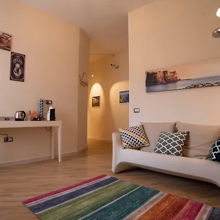 Vanvitelli Domus Pensjonat 3*