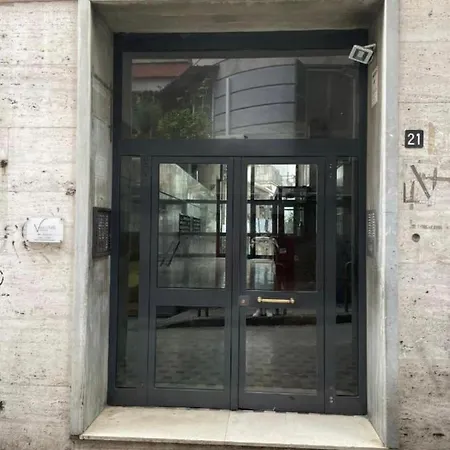Vanvitelli Domus 3*