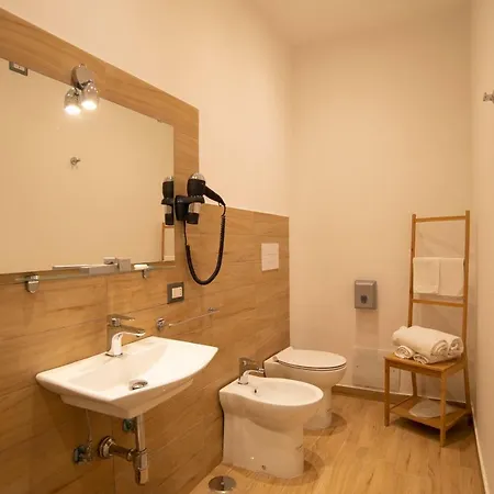 Vanvitelli Domus 3* Nápoles