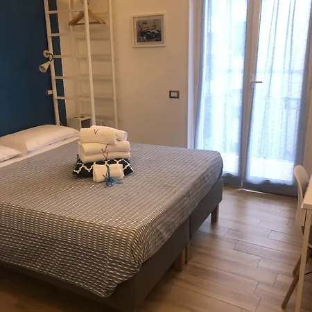 招待所 Vanvitelli Domus 那不勒斯