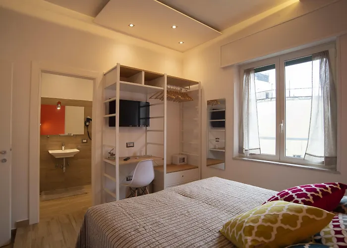 Vanvitelli Domus Affittacamere 3*