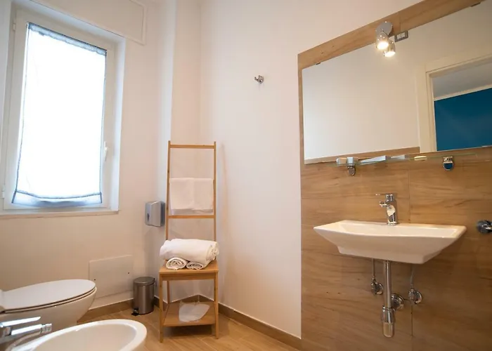 Vanvitelli Domus Affittacamere 3*