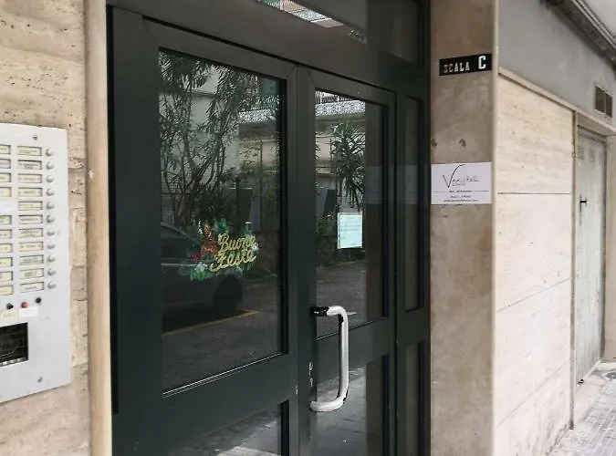 Vanvitelli Domus 3* Napoli