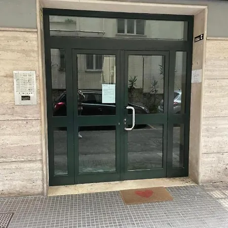 Pensjonat Vanvitelli Domus 3*