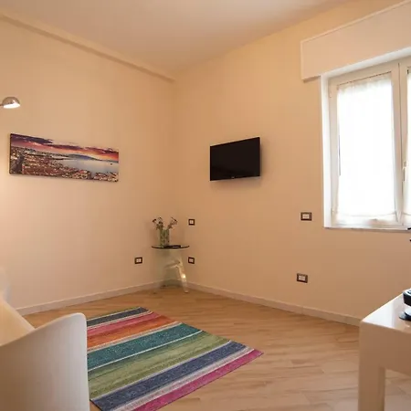 ゲストハウス Vanvitelli Domus ナポリ