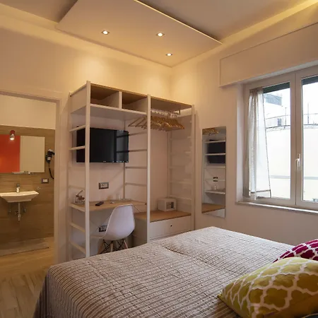 Vanvitelli Domus Penzion 3*