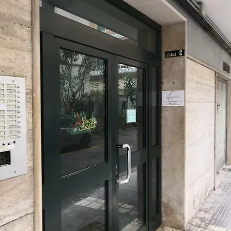 Vanvitelli Domus 3* Neapol