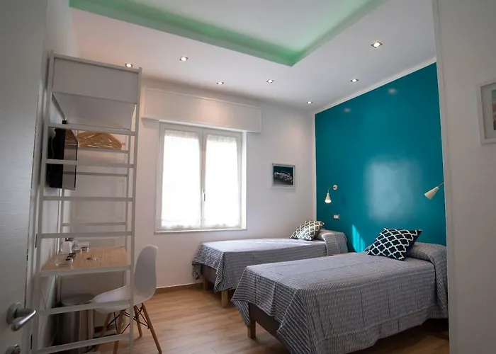 Vanvitelli Domus 게스트하우스 3*